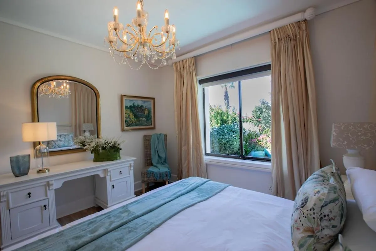 Kaniek - Guest Suite Somerset West Apartment